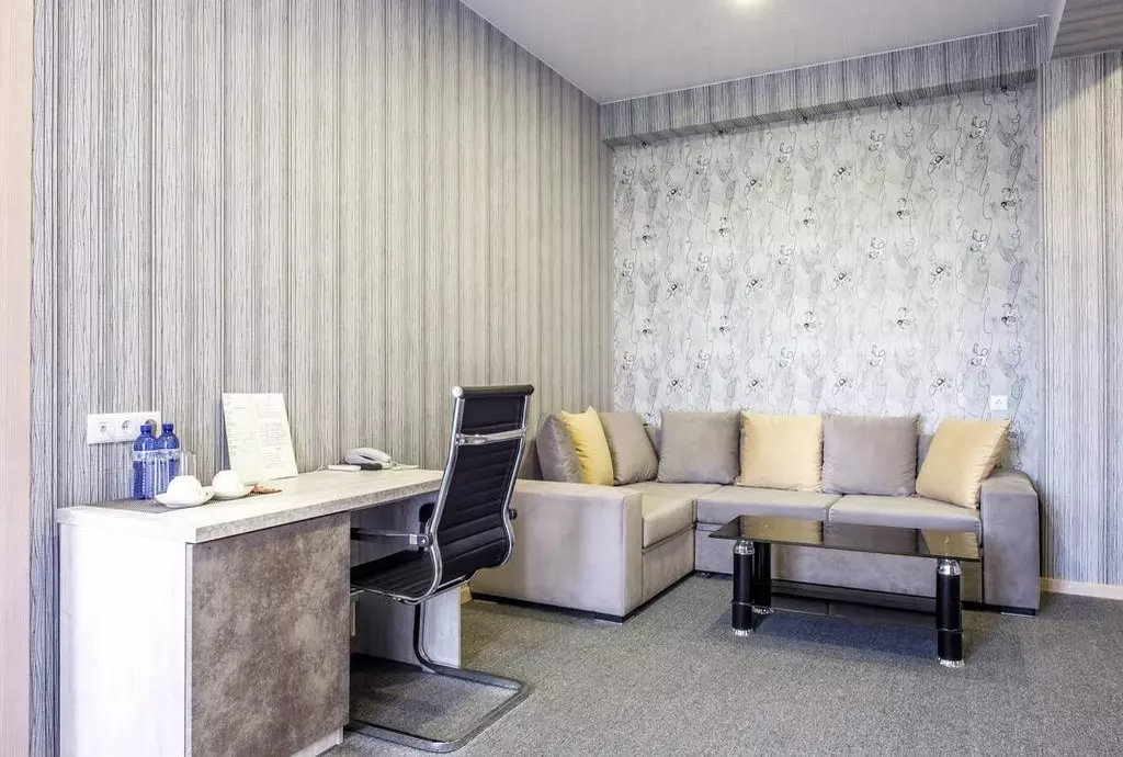 hotel blossom inn tbilisi_shabavizparvaz_05.jpg